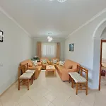 Floor 1 Διαμέρισμα *