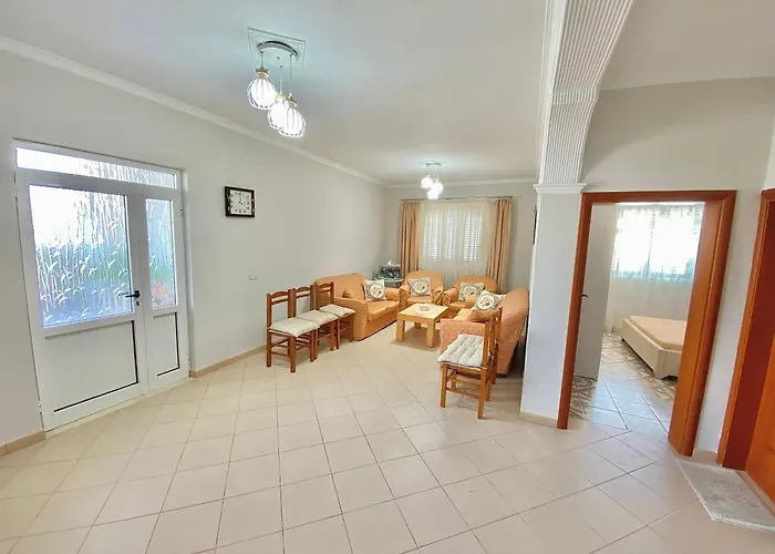 Floor 1 * Vlorë